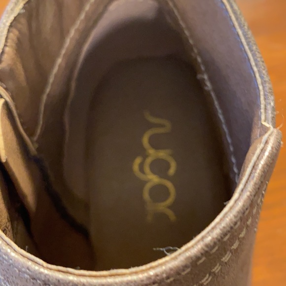 🥾Bronze Metallic Boots 👢 - Picture 6 of 8